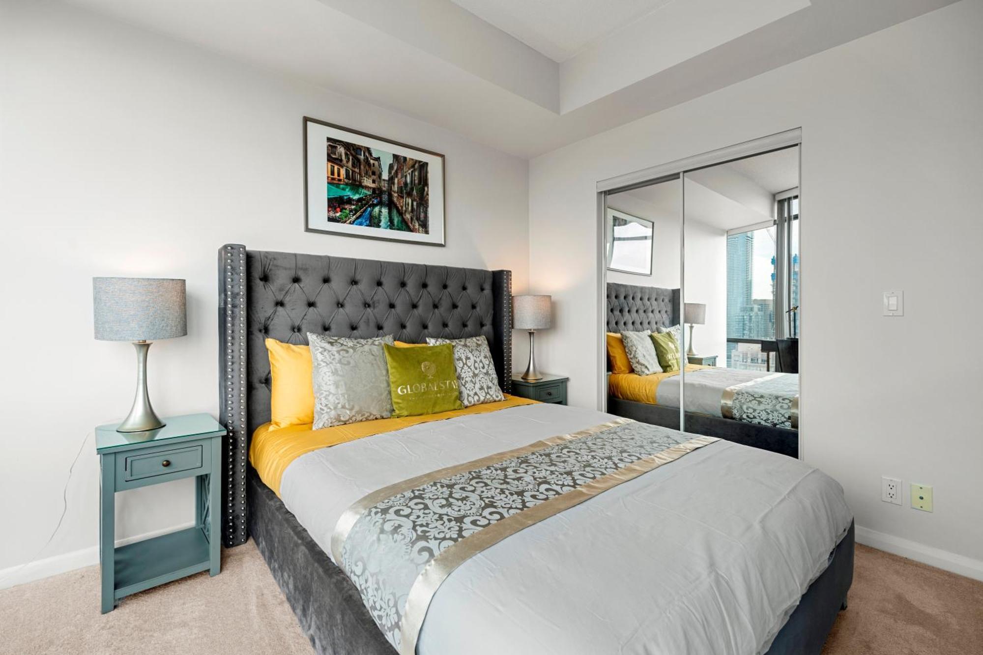 Globalstay. Burano Condos In Downtown 토론토 외부 사진
