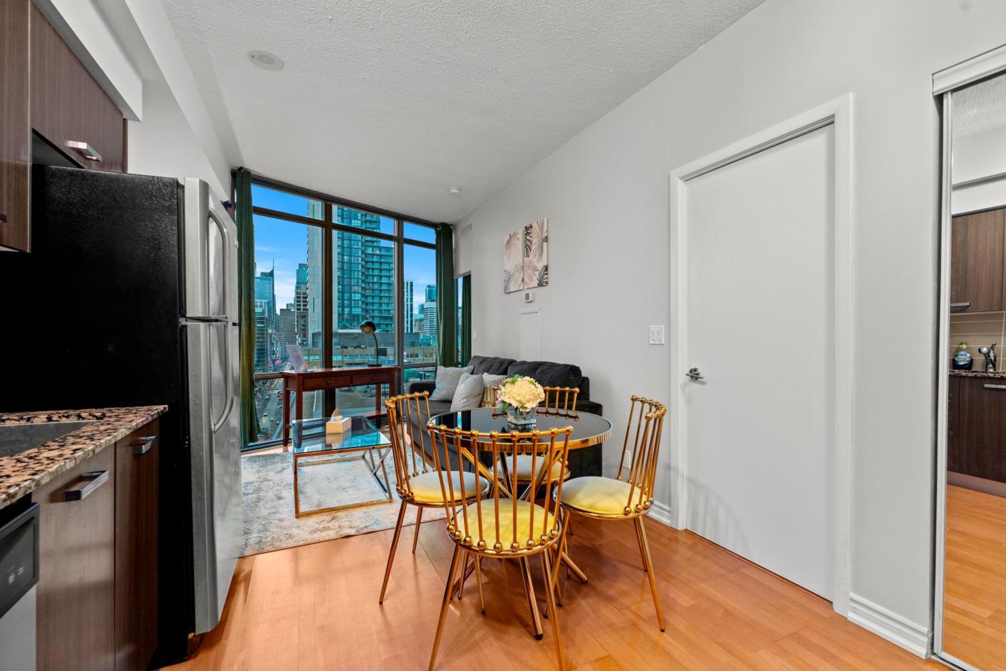 Globalstay. Burano Condos In Downtown 토론토 외부 사진