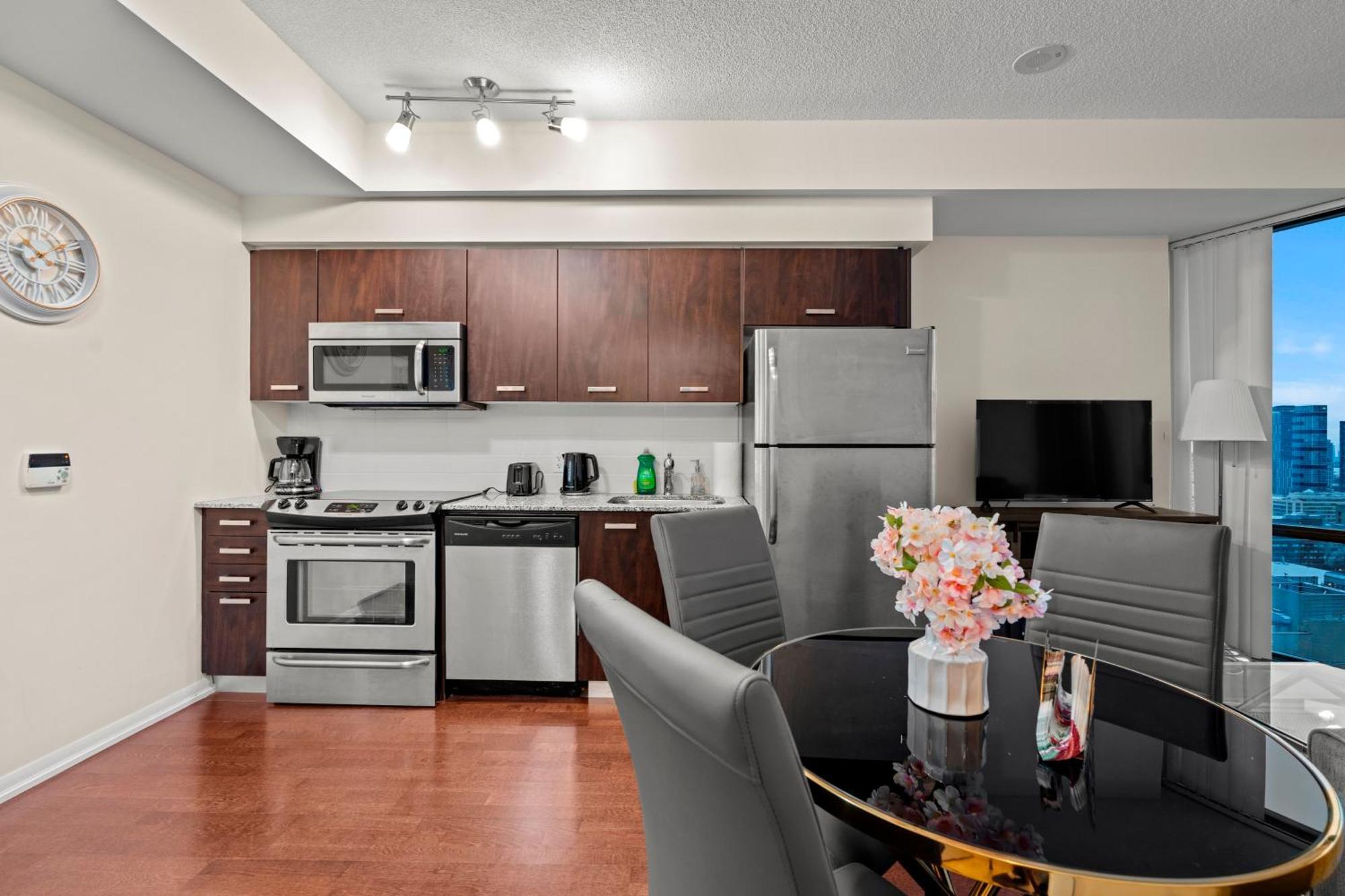 Globalstay. Burano Condos In Downtown 토론토 외부 사진