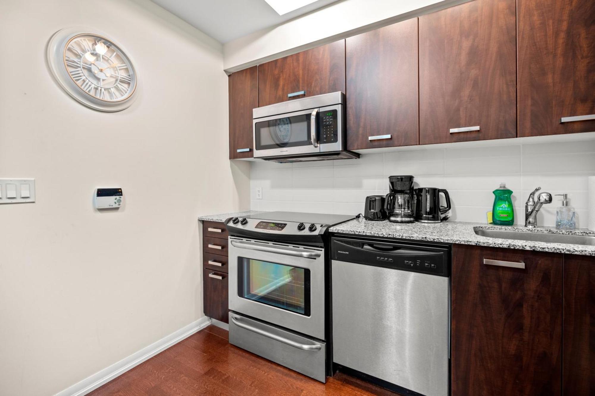 Globalstay. Burano Condos In Downtown 토론토 외부 사진
